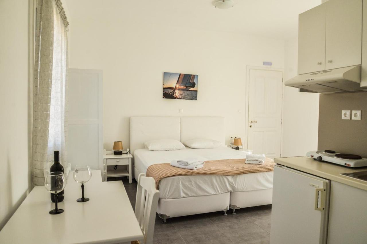 Zeras Apartments Адамас Экстерьер фото