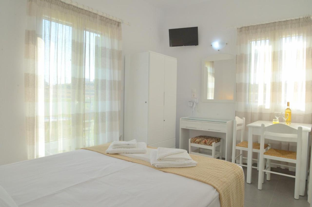 Zeras Apartments Адамас Экстерьер фото